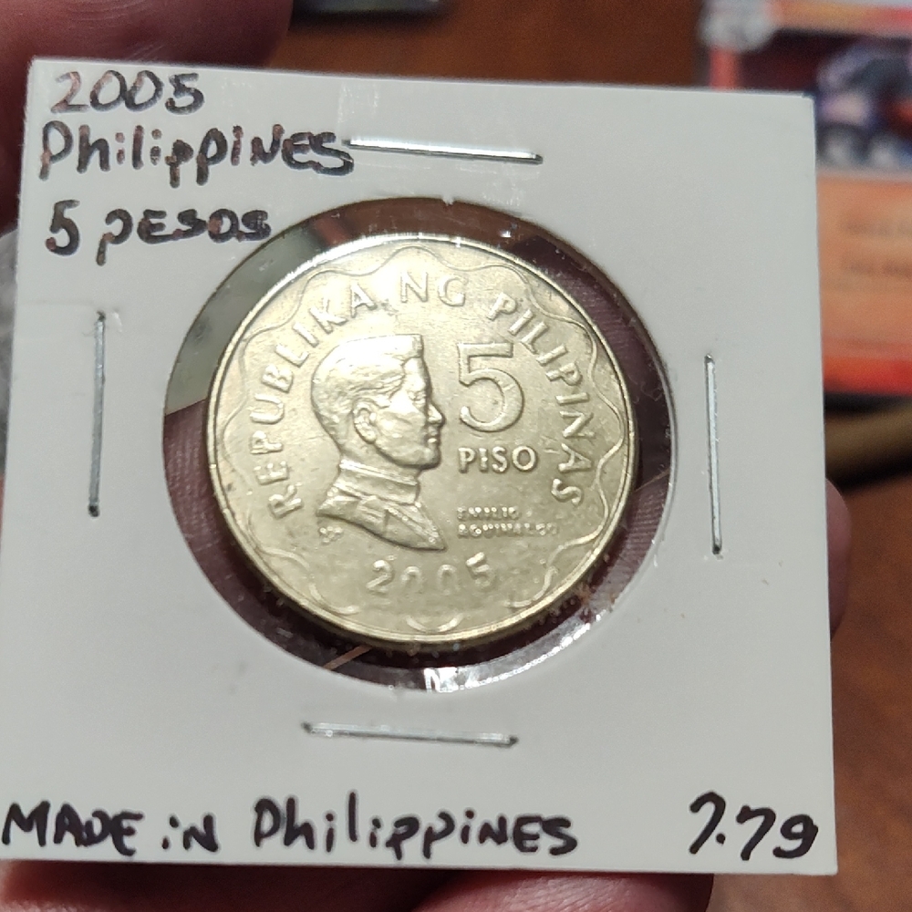 2005 Philippines 5 Peso Coin